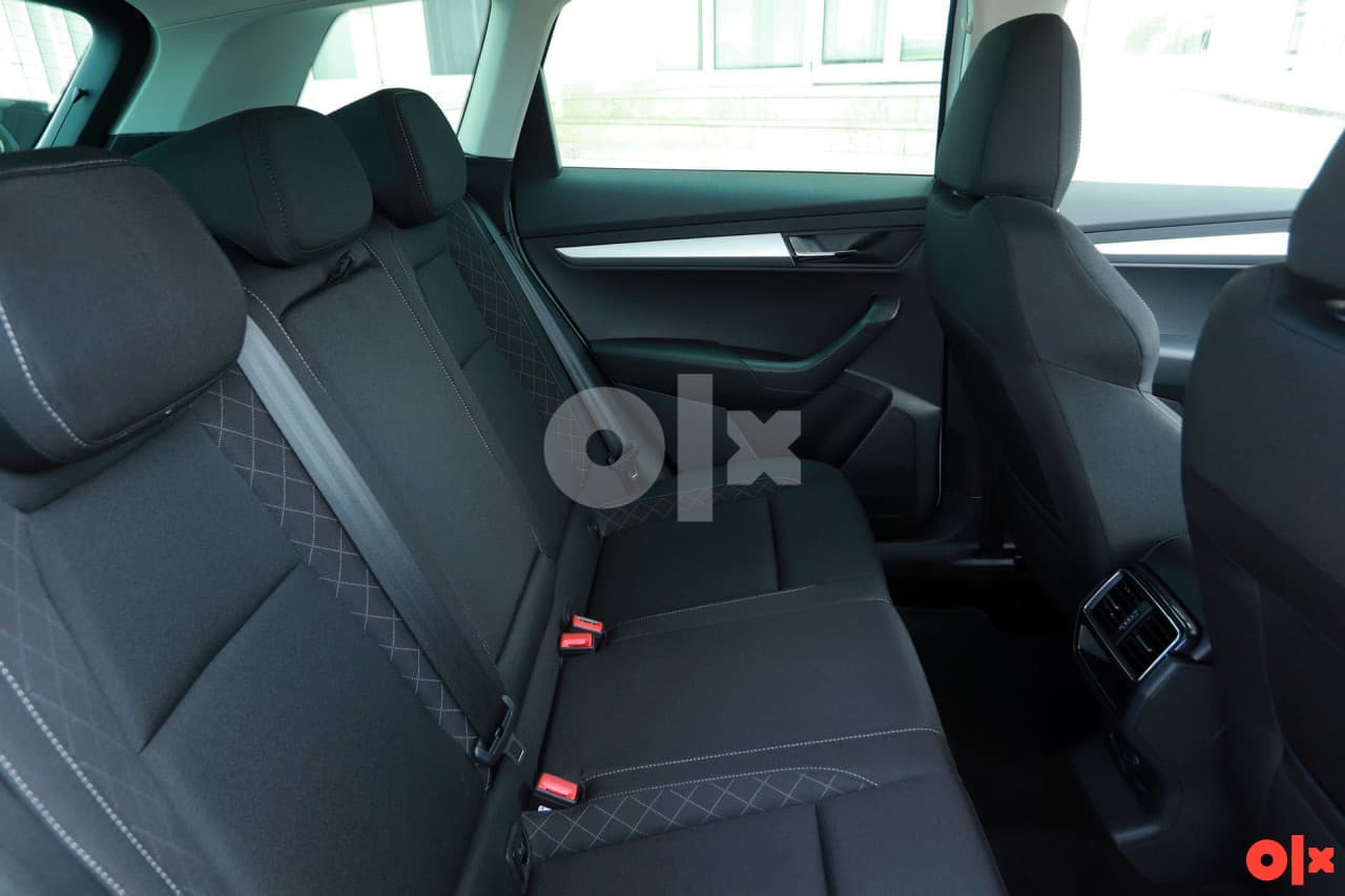 Škoda KAROQ 2.0 TDI DSG-Tiptronik Executive Full LED - Thumbnail 7