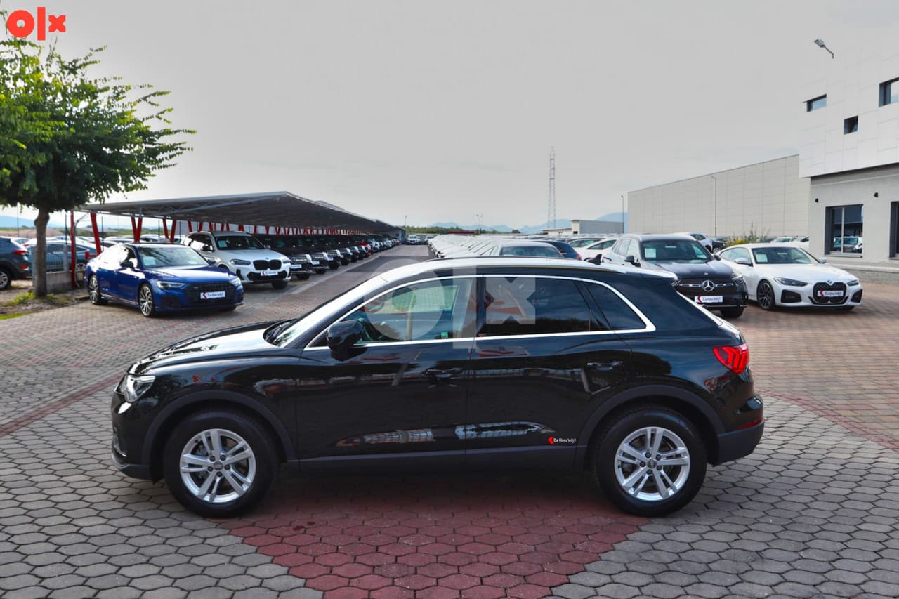 Audi Q3 2.0 TDI S-Tronic Business Line VIRTUAL LED Novi model - Thumbnail 3