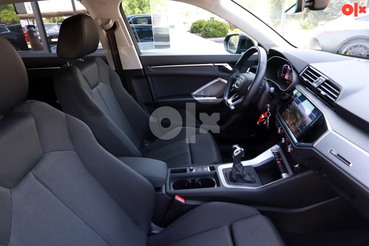 Audi Q3 2.0 TDI S-Tronic Business Line VIRTUAL LED Novi model - Thumbnail 6