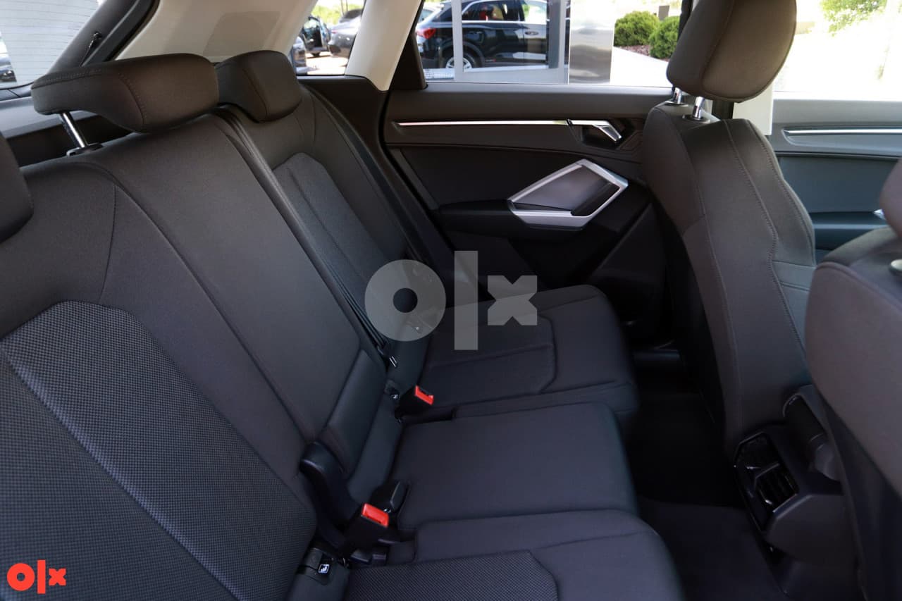 Audi Q3 2.0 TDI S-Tronic Business Line VIRTUAL LED Novi model - Thumbnail 7