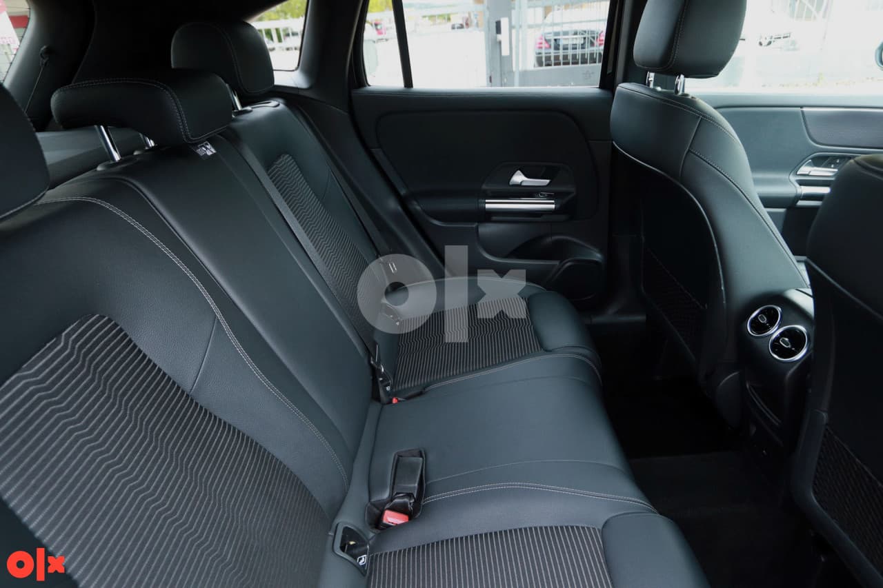 Mercedes GLA 200 D DCT 8G-Tronic URBAN PROGRESSIVE Novi model - Thumbnail 7