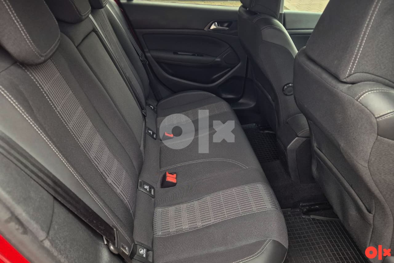 Peugeot 308 BlueHDI 130 KS Tiptronik Allure Sport Full LED - Thumbnail 7