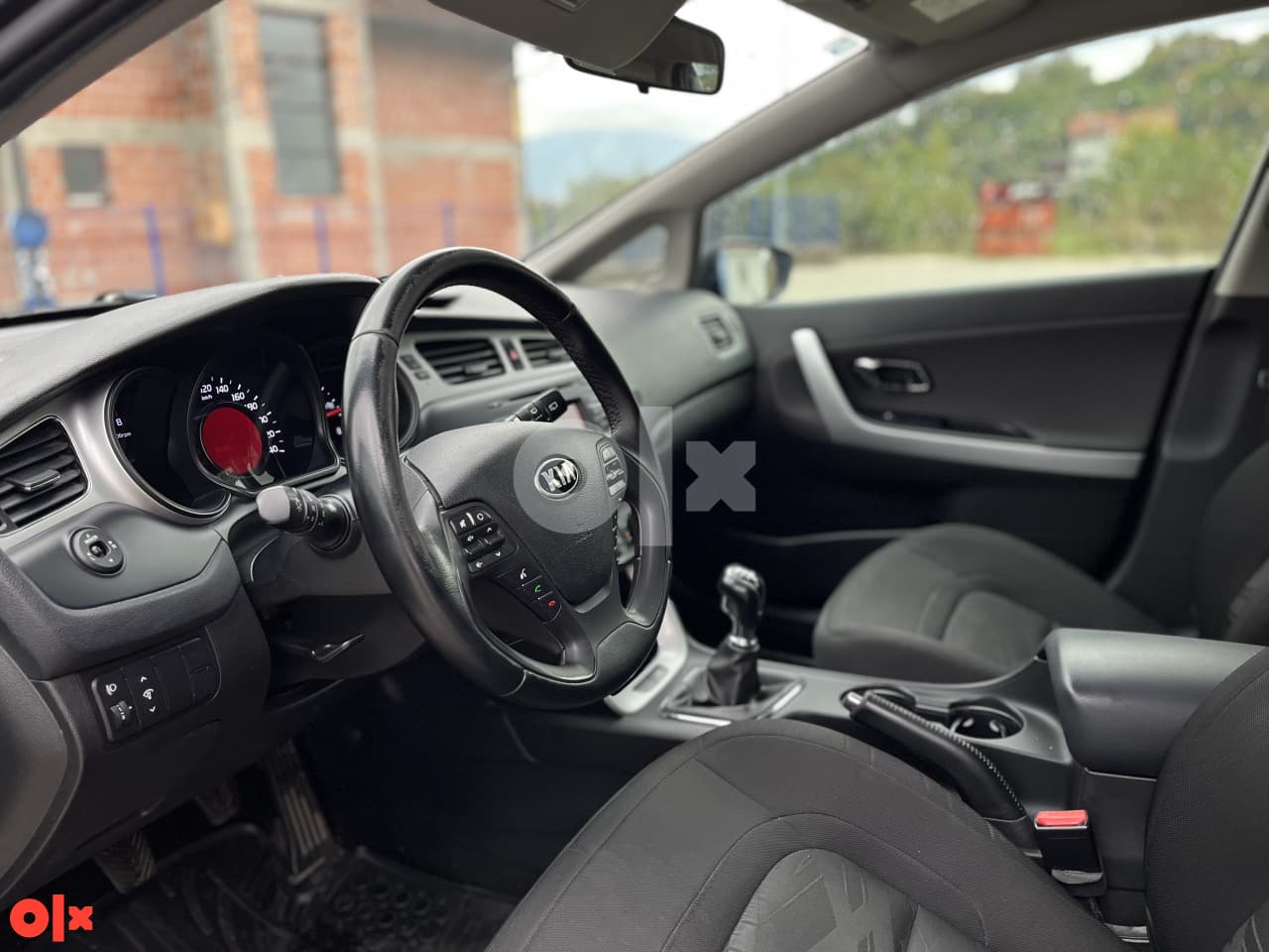 Kia Ceed SW 1.6 GDI - Thumbnail 6